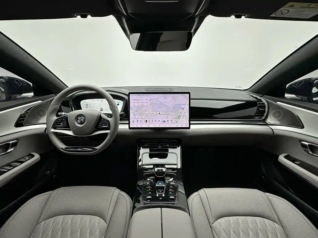 BYD Han — миниатюра 18