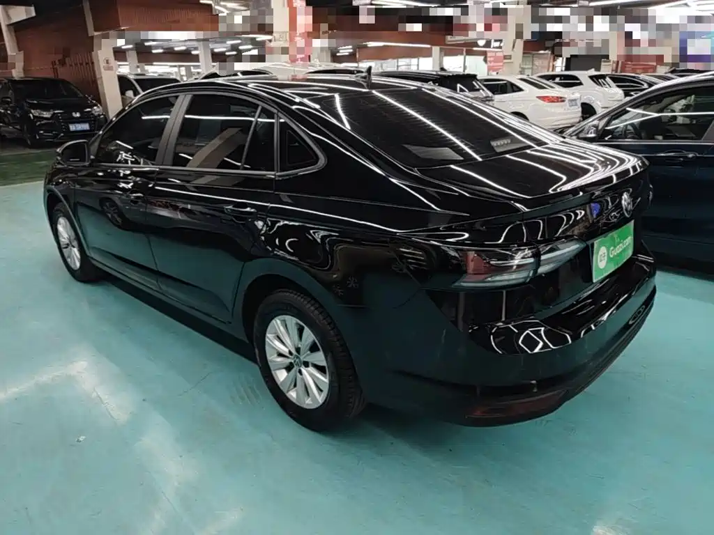 Volkswagen Lavida — миниатюра 5