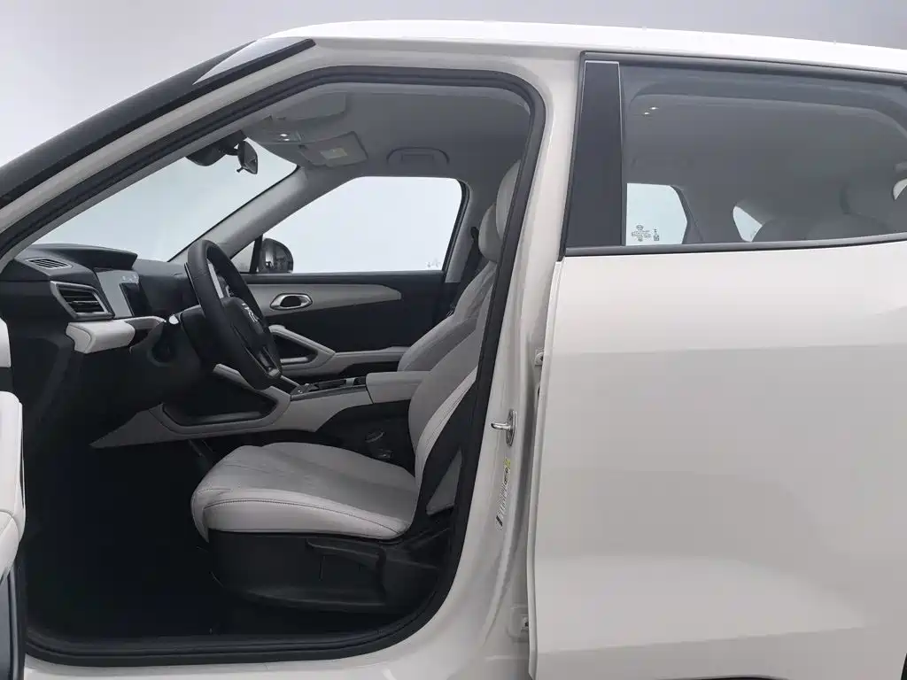 BYD Yuan UP — миниатюра 10