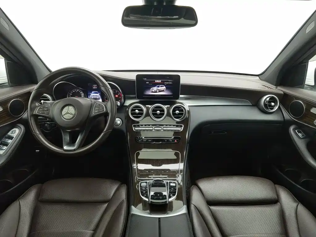 Mercedes-Benz GLC — миниатюра 5