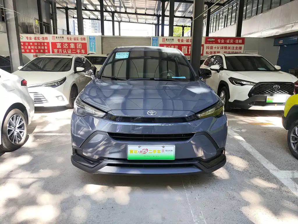 Toyota Frontlander — миниатюра 2