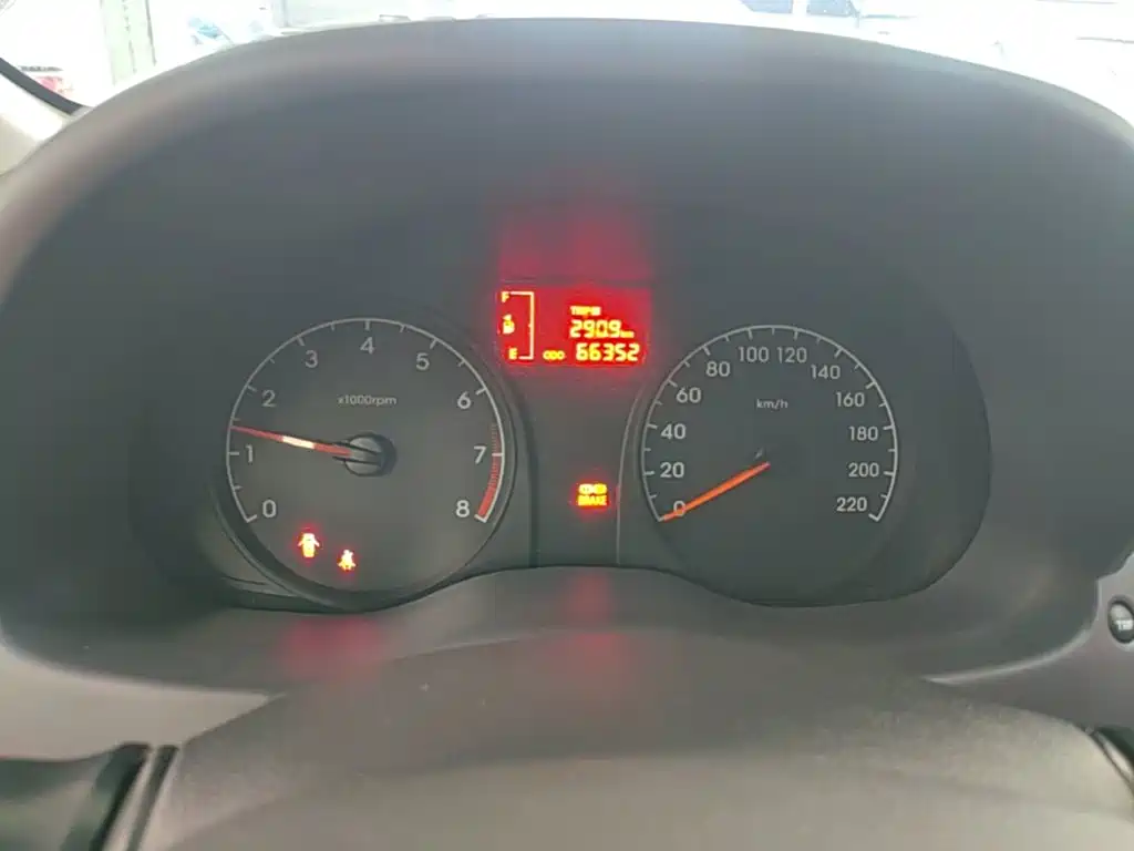 Hyundai Verna — миниатюра 12