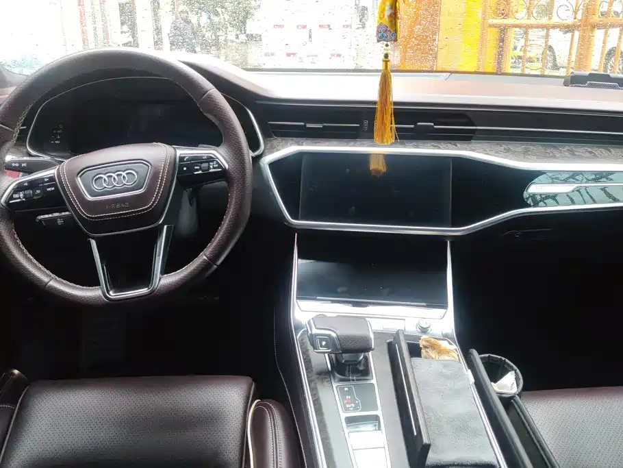 Audi A6L — миниатюра 12