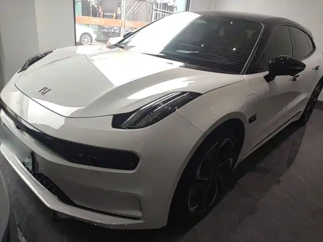 2022 Zeekr 001