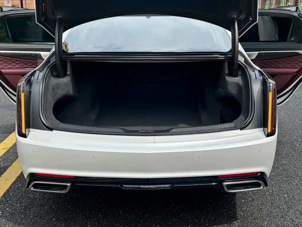 Cadillac CT6 — миниатюра 18