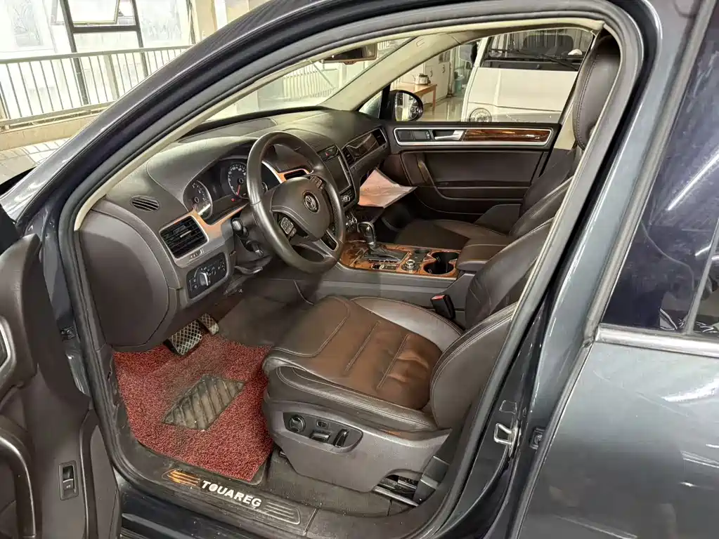 Volkswagen Touareg — миниатюра 4