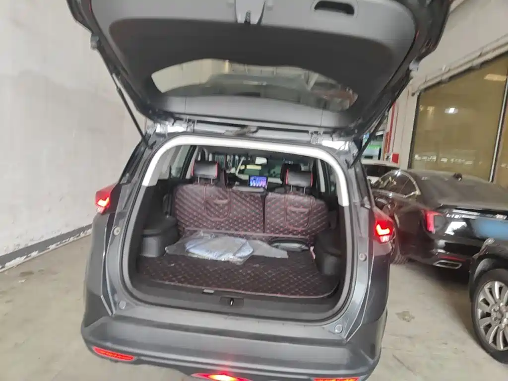 Chevrolet Volando — миниатюра 19