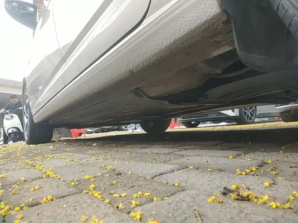 Volkswagen Sagitar — миниатюра 22