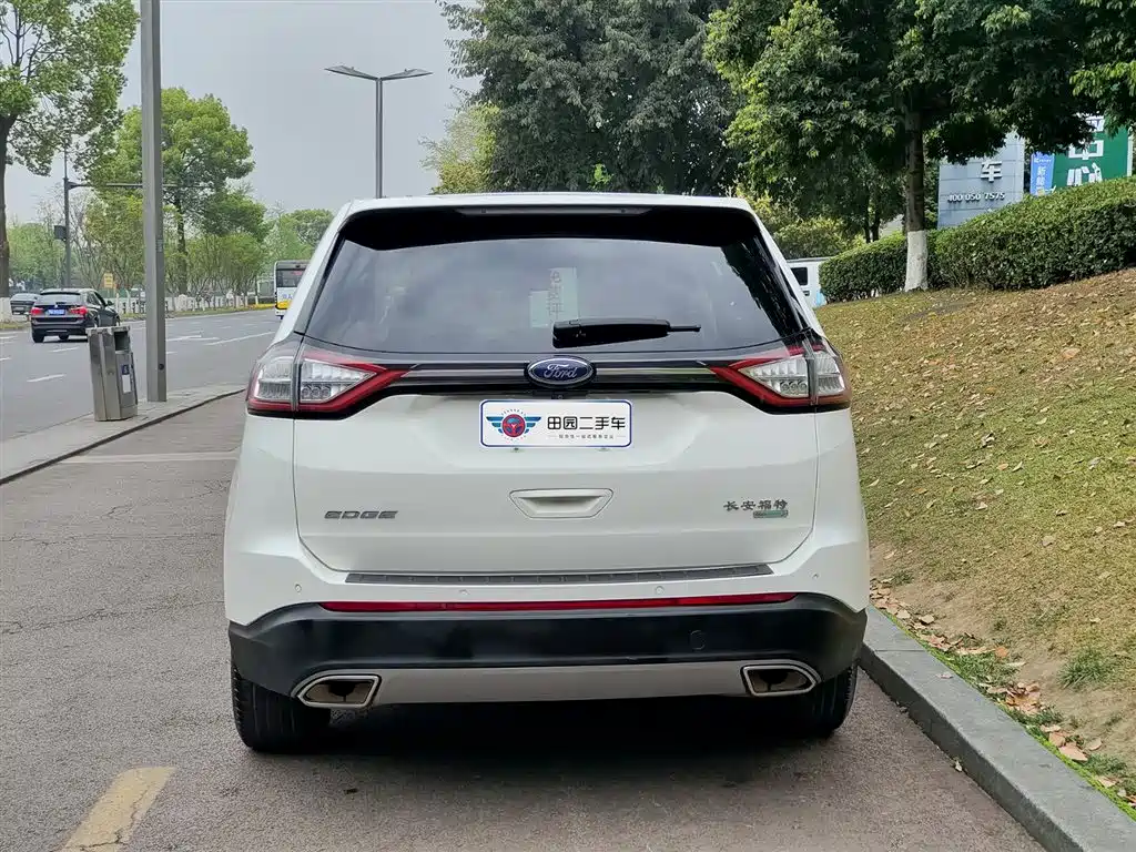 Ford Edge 2016 EcoBoost 245 7 мест