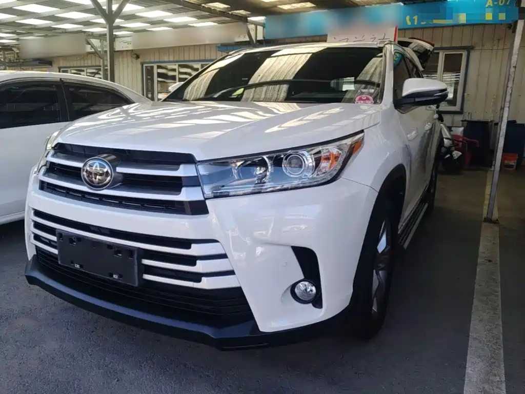Toyota Highlander — миниатюра 2