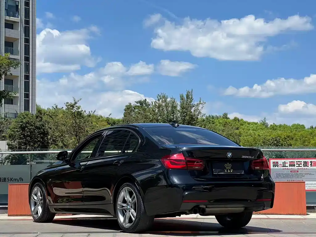 BMW 3 Series — миниатюра 4