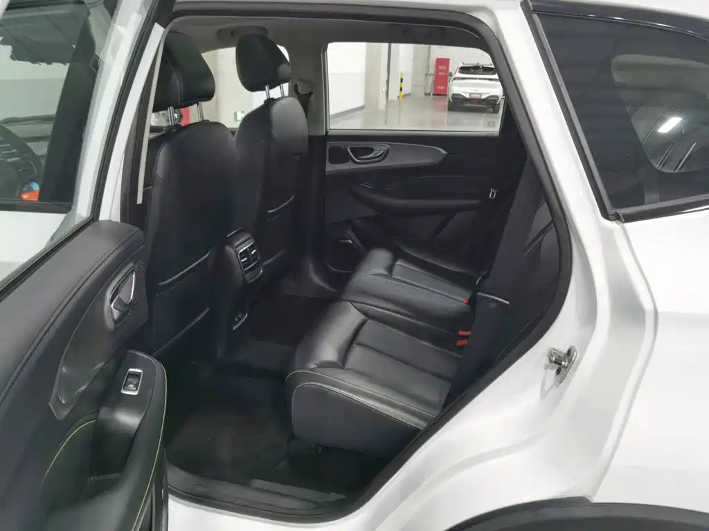 Roewe RX5 — миниатюра 15