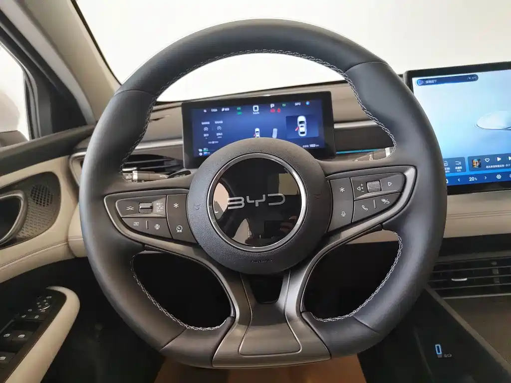 BYD Seal 05 DM-i — миниатюра 7