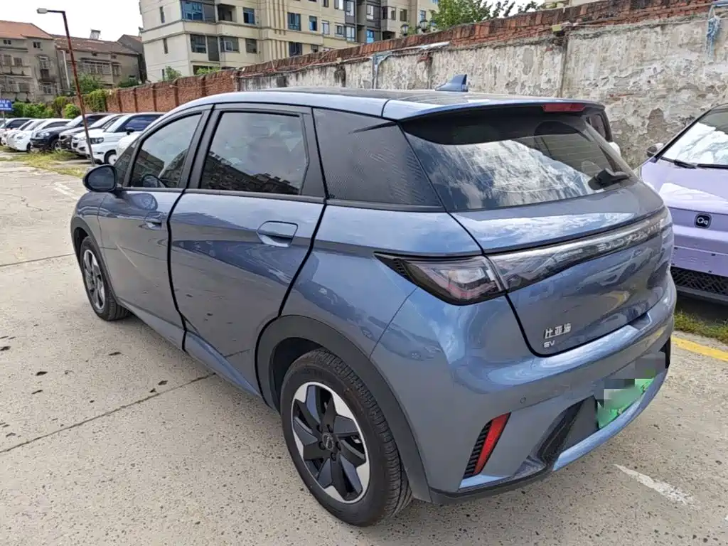 BYD Dolphin — миниатюра 5