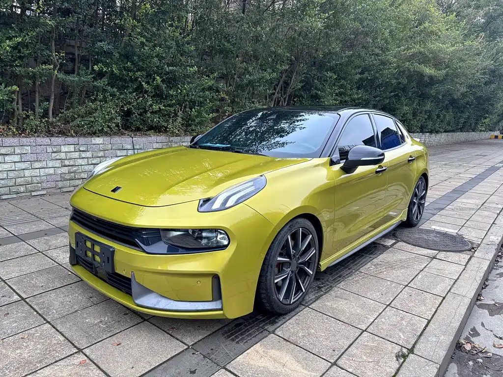 Lynk & Co 03 2020