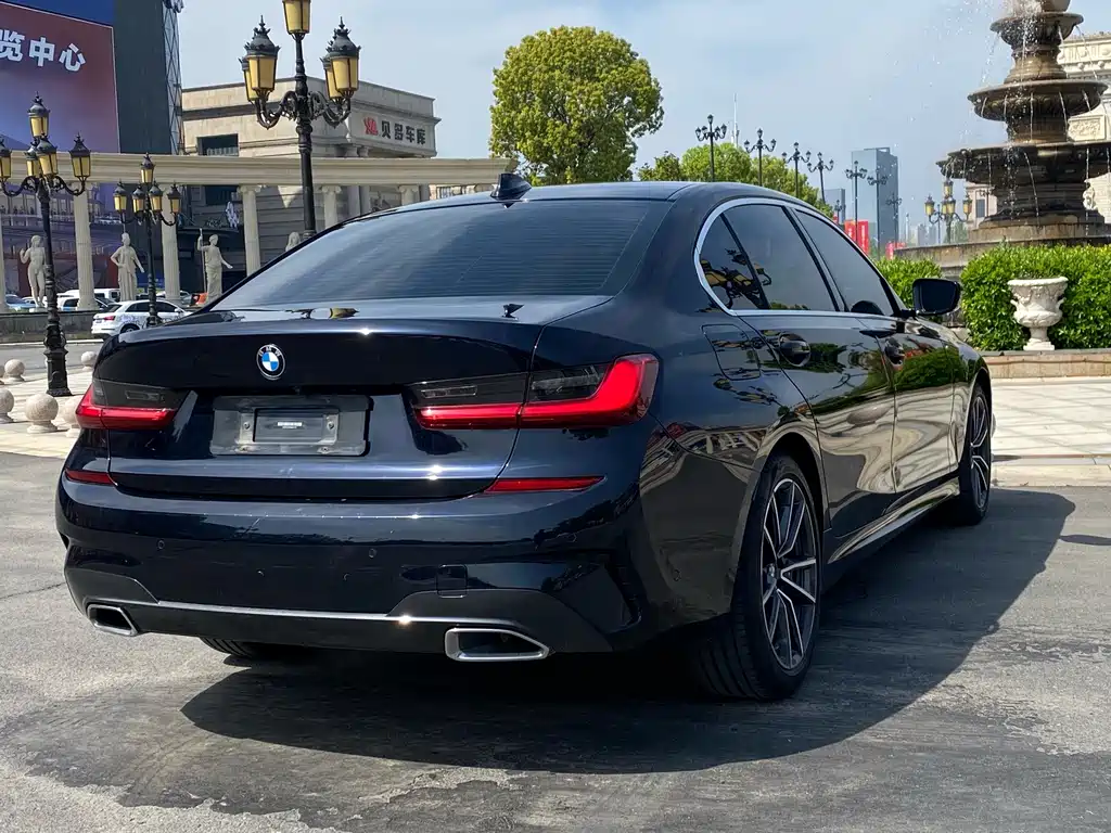BMW 3 Series — миниатюра 3