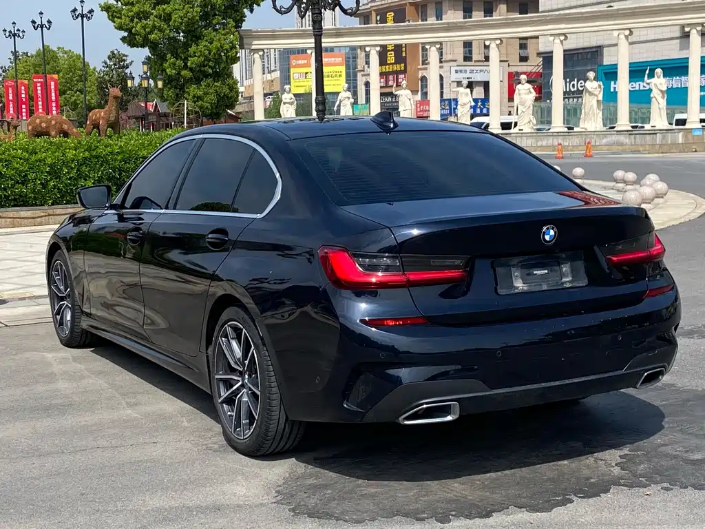 BMW 3 Series — миниатюра 13