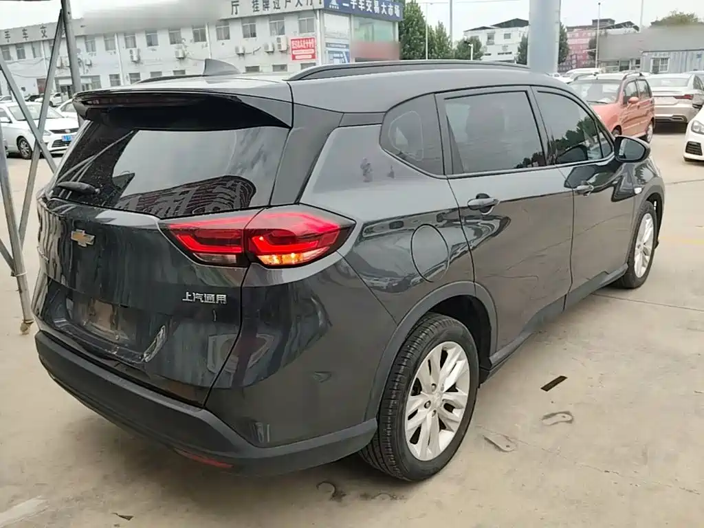 Chevrolet Volando — миниатюра 7