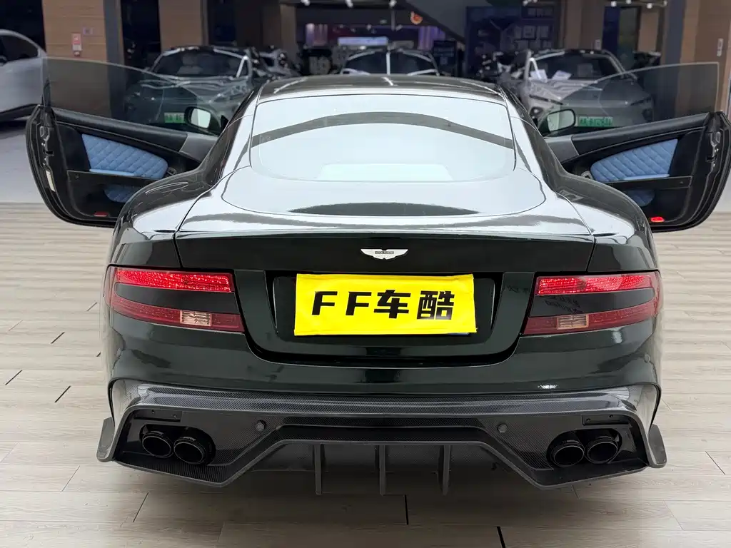 Aston Martin DB9 — миниатюра 9