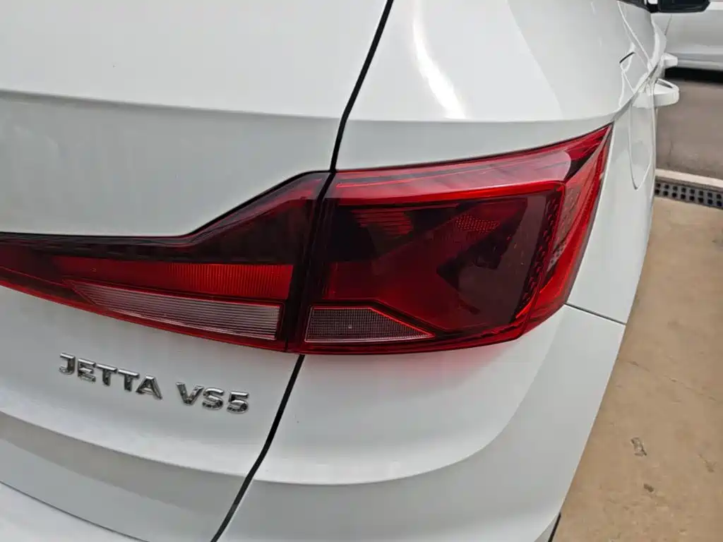 Jetta VS5 — миниатюра 8
