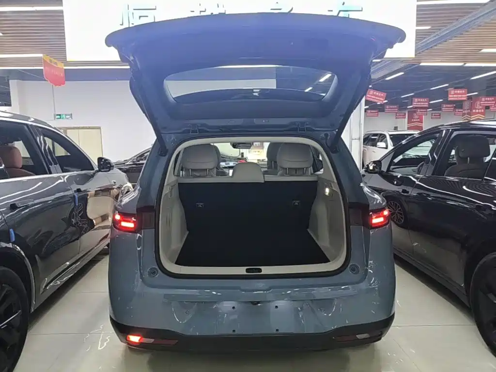 Leapmotor Leapmotor B10 — миниатюра 19
