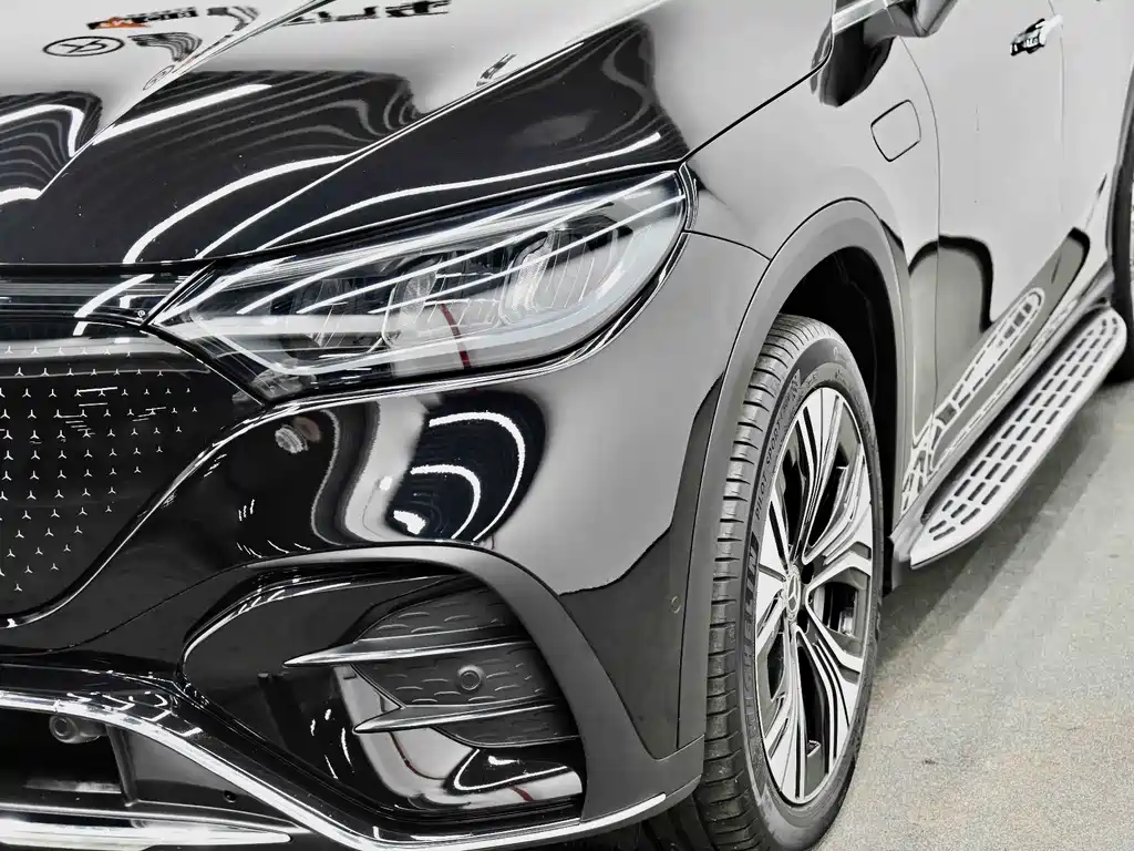 MERCEDES-BENZ EQE SUV