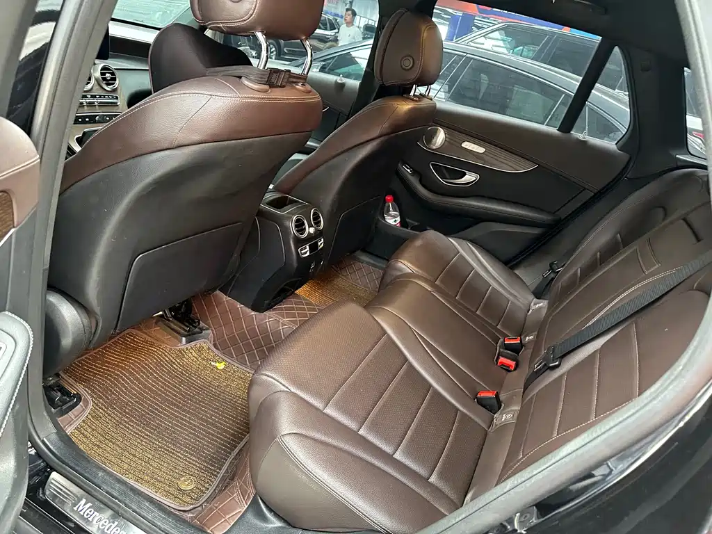 Mercedes-Benz GLC — миниатюра 12