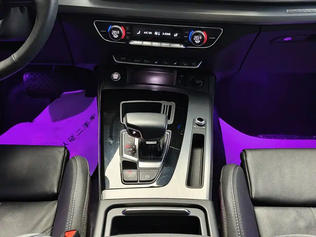 Audi Q5L — миниатюра 12