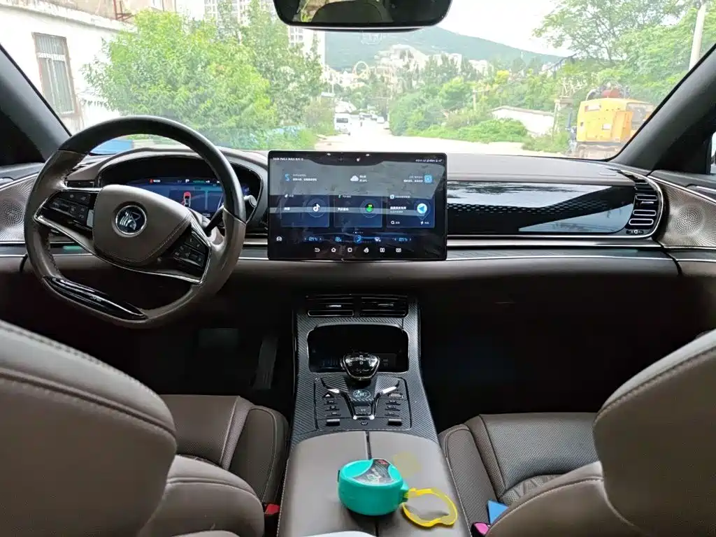 BYD Han — миниатюра 10