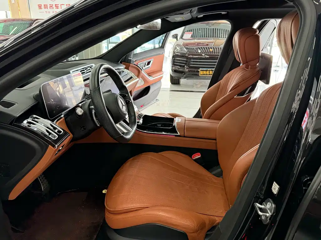 Mercedes-Benz S-Class — миниатюра 17