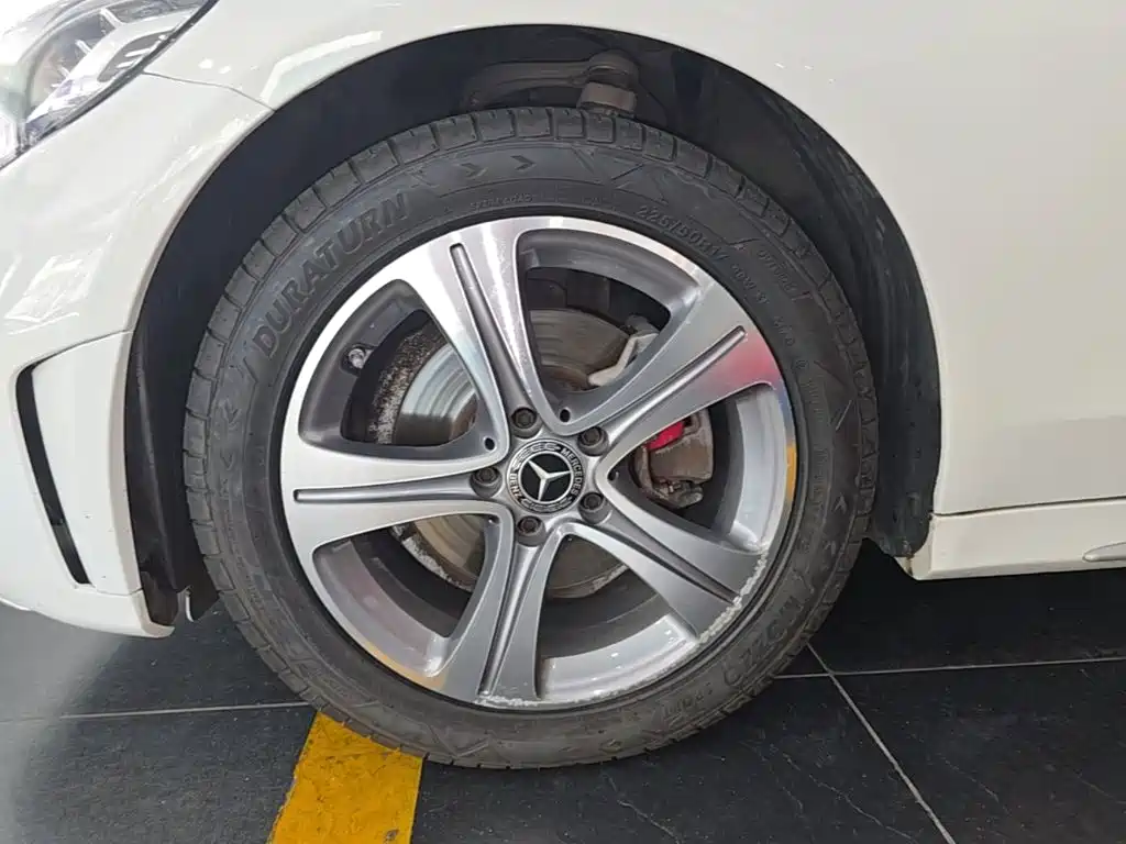 Mercedes-Benz C-Class — миниатюра 23