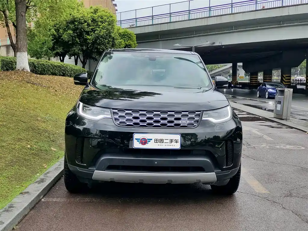 Land Rover Discovery 2021 300PS S