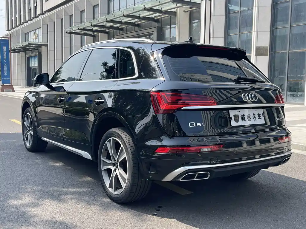 Audi Q5L — миниатюра 7