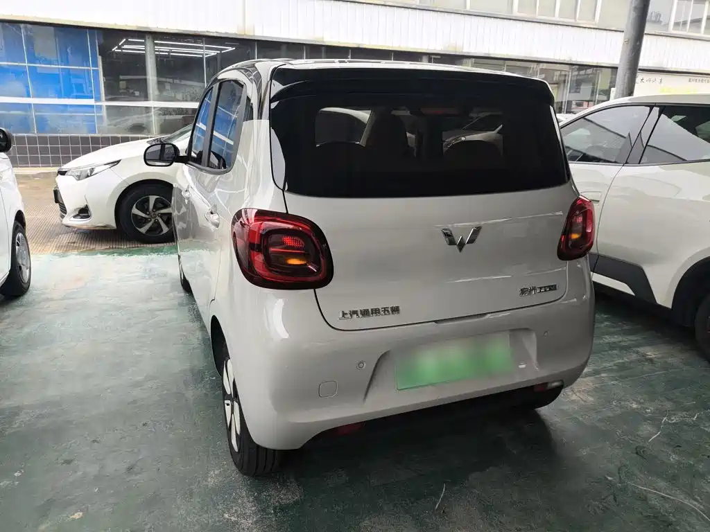 Wuling MINIEV — миниатюра 13