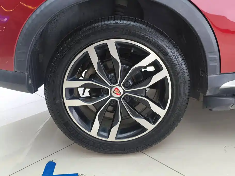 Roewe RX5 — миниатюра 6