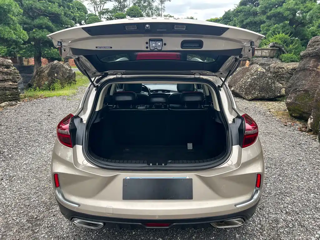Geely Emgrand GS — миниатюра 16