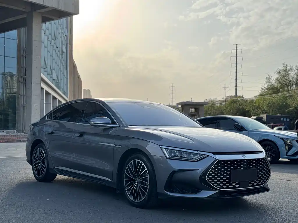 BYD Han — миниатюра 3