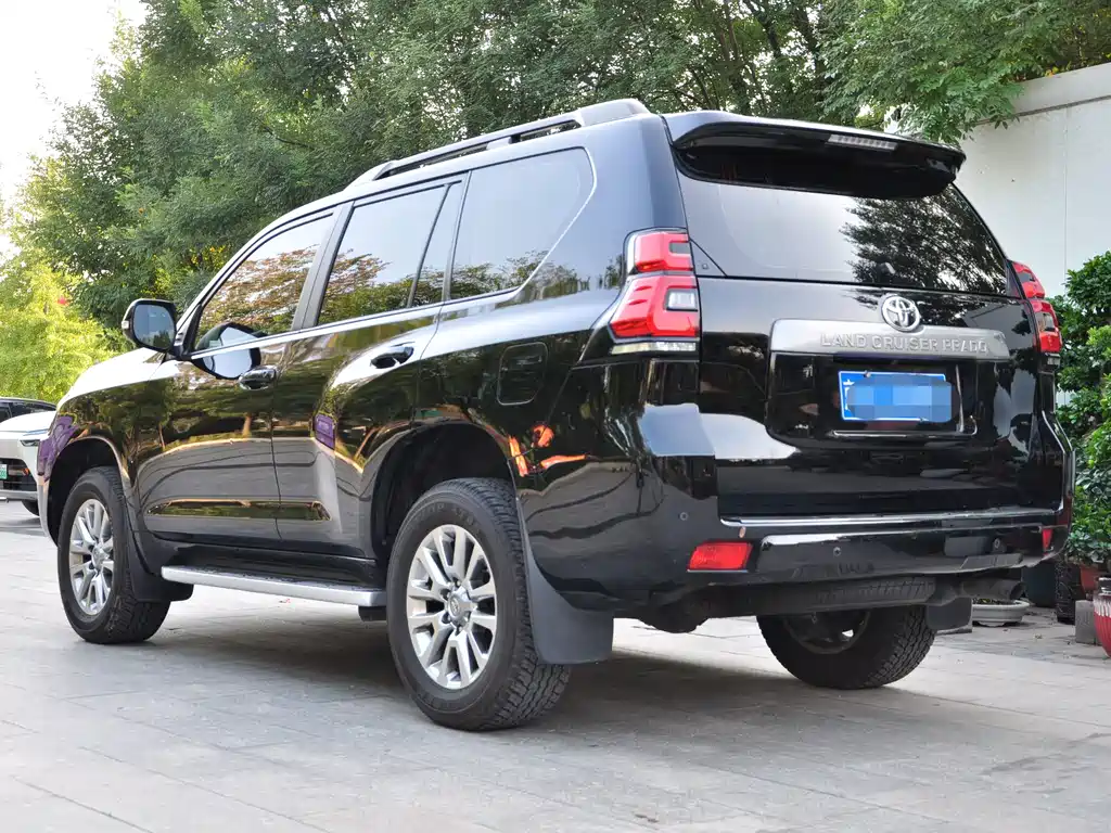 Toyota Prado — миниатюра 4