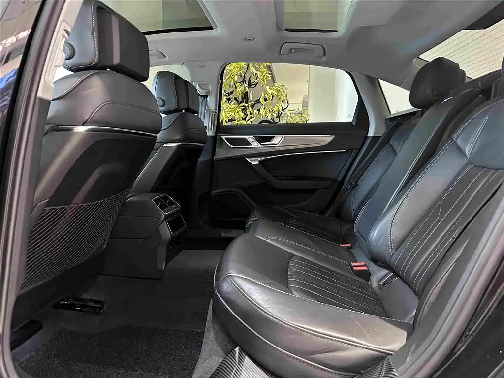 Audi A6L — миниатюра 6