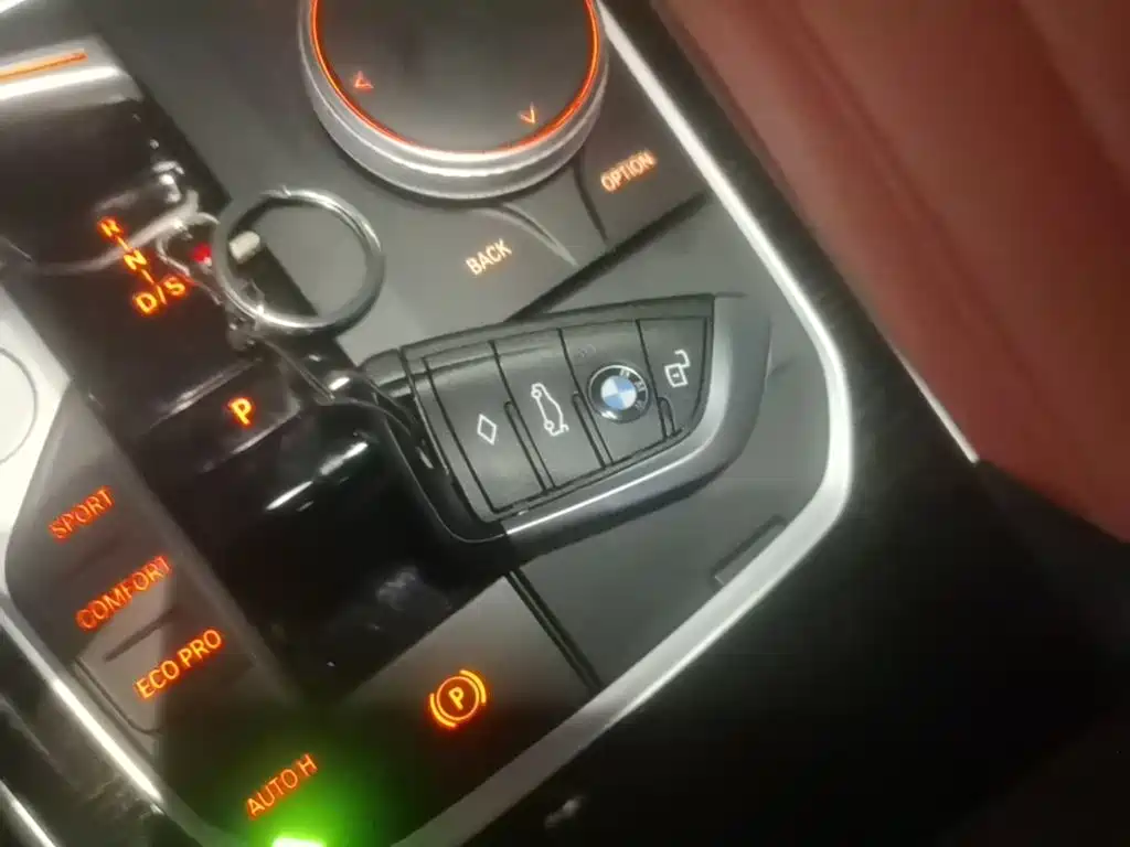 BMW 3 Series — миниатюра 11