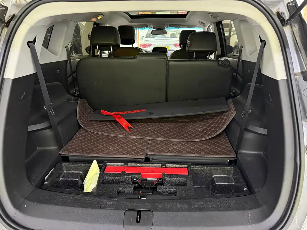 Chevrolet Volando — миниатюра 18
