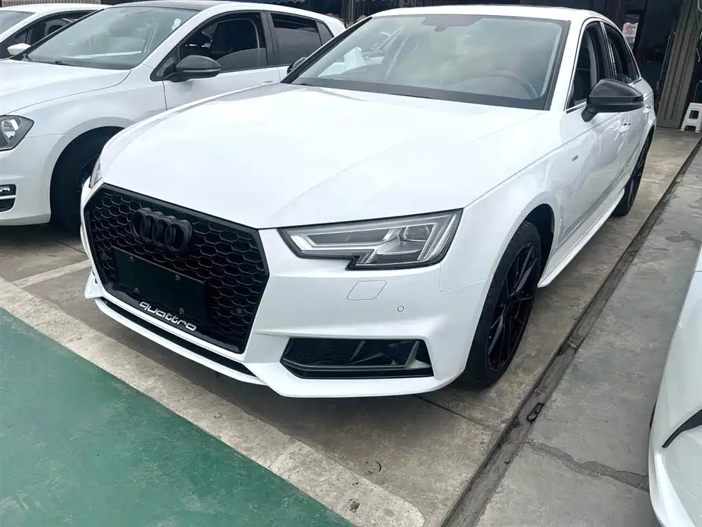 Audi A4L 2018