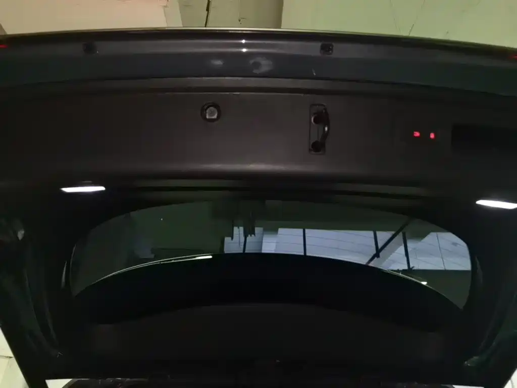BYD Tang New Energy — миниатюра 19