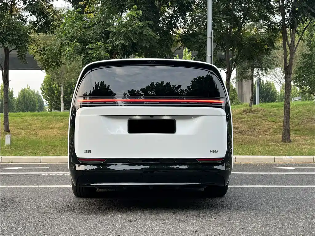 Li Auto Li MEGA — миниатюра 6