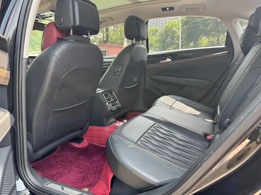 Volkswagen Passat — миниатюра 8