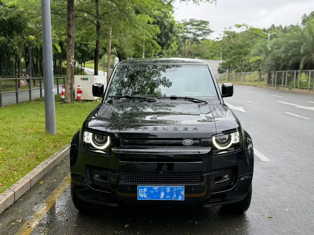 Land Rover Defender — миниатюра 2