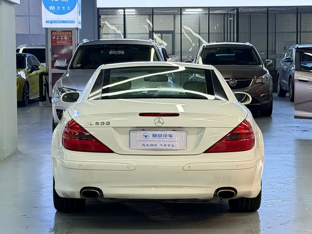Mercedes-Benz SL-Class — миниатюра 16