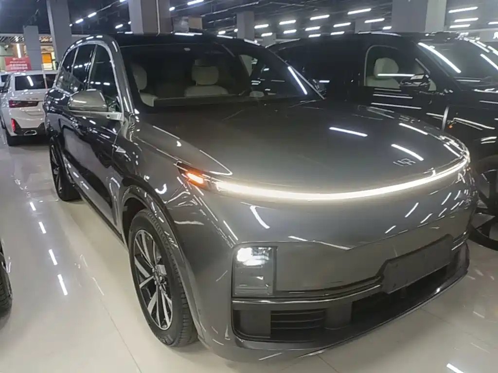 Li Auto Li L8 — миниатюра 4