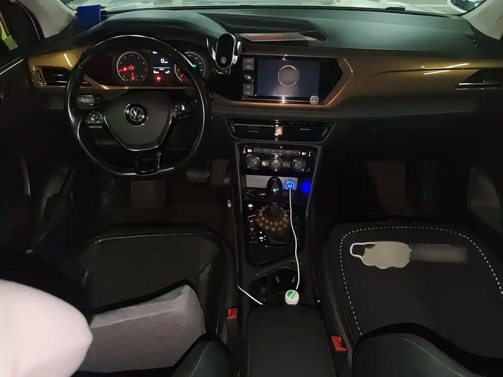 Volkswagen Tharu 2019