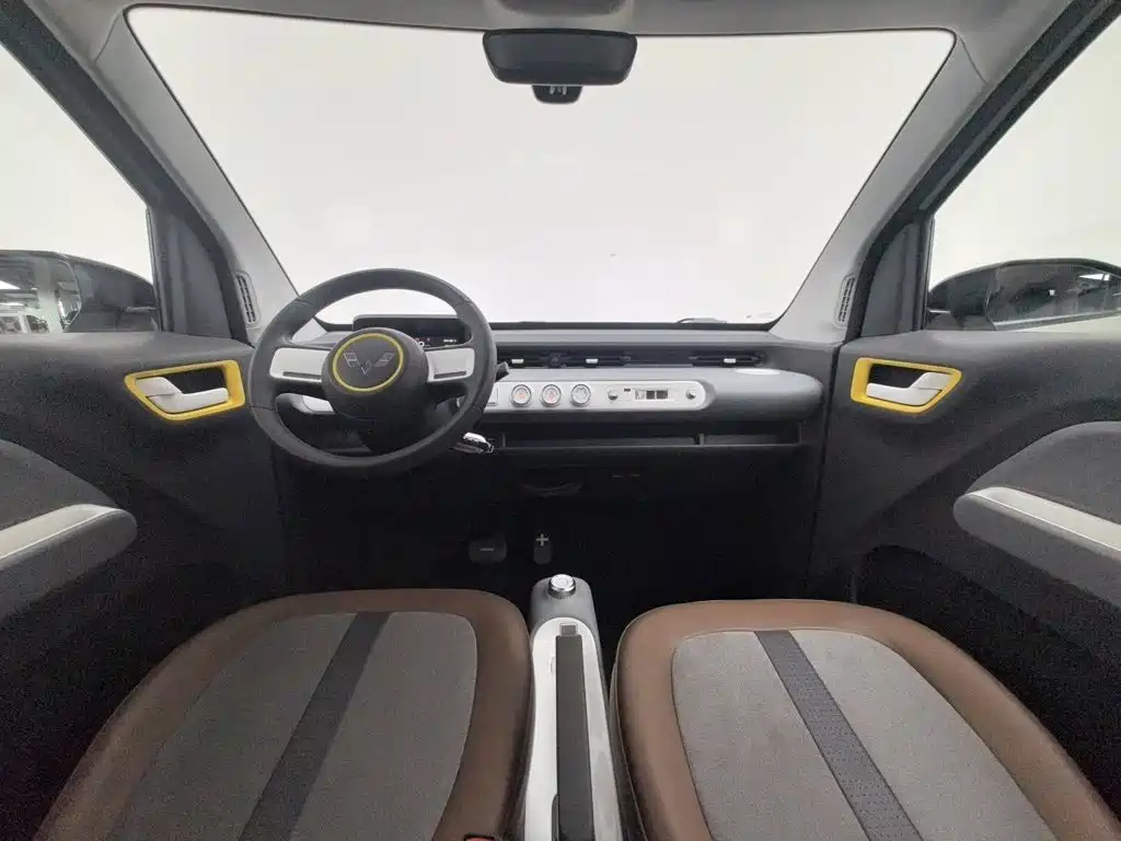 Wuling MINIEV — миниатюра 5